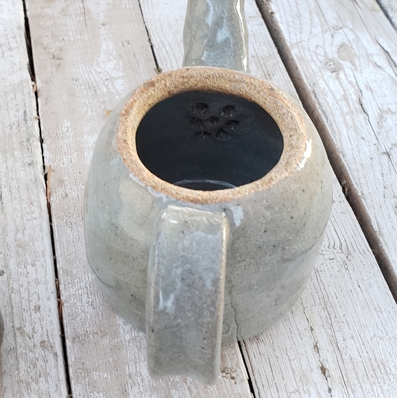 Hand built ceramic tea pot - vintage - Picture 6 of 6